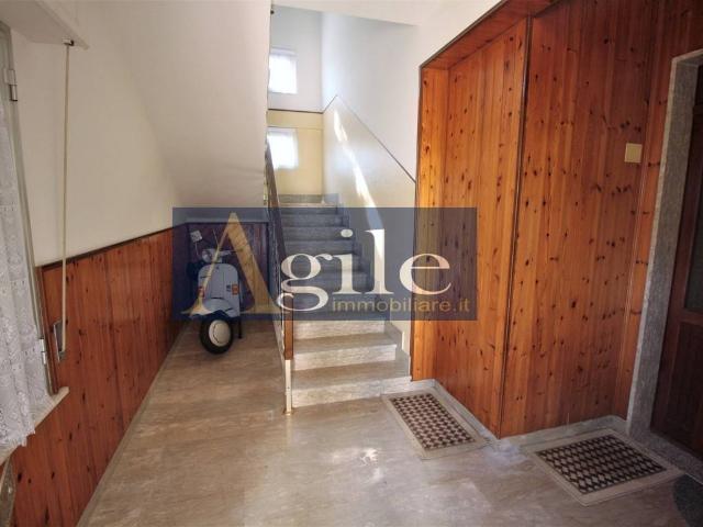 Villa Indipendente in vendita a Piattoni, Marche
