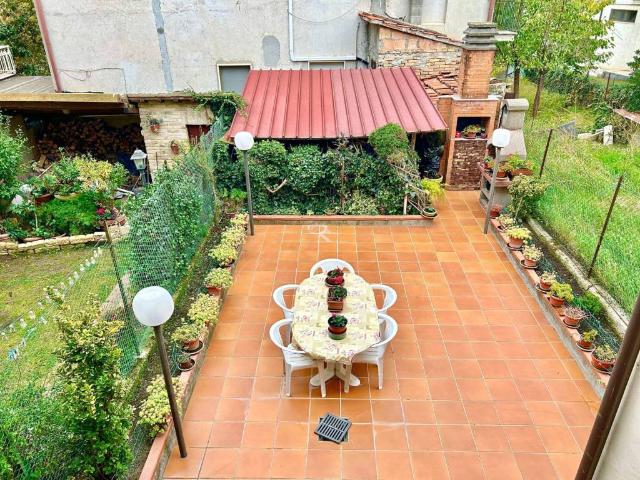 Villa Indipendente in vendita a Cerreto, Marche