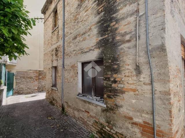 Villa Indipendente in vendita a Piattoni, Marche