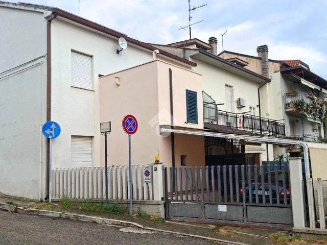 Villa Indipendente in vendita a Cerreto, Marche