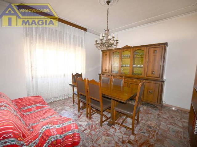Villa Indipendente in vendita a Cerreto, Marche