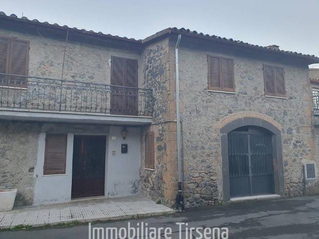 Villa Indipendente in vendita a Castel Giorgio, Umbria