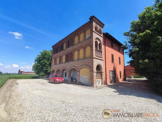 Villa Indipendente in vendita a Nuovo Circondario Imolese, Castel Guelfo Di Bologna