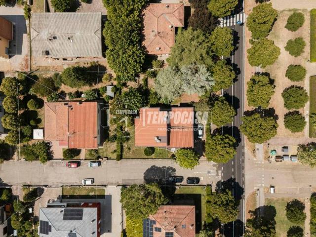 Villa Indipendente in vendita a Nuovo Circondario Imolese, Castel Guelfo Di Bologna
