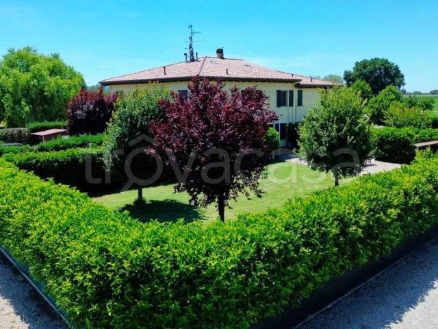 Villa Indipendente in vendita a Nuovo Circondario Imolese, Castel Guelfo Di Bologna