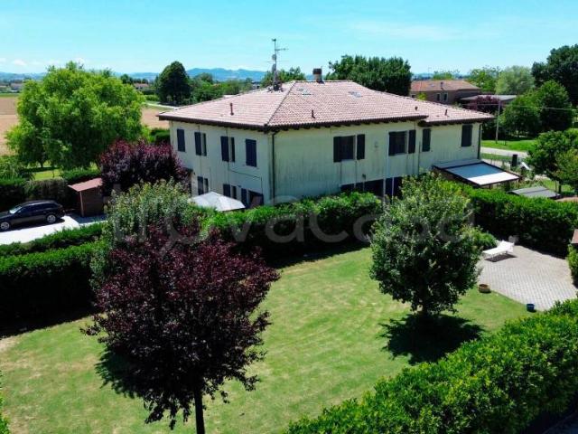 Villa Indipendente in vendita a Nuovo Circondario Imolese, Castel Guelfo Di Bologna