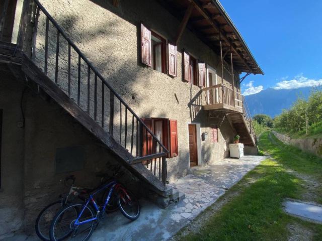 Villa Indipendente in vendita a Comunità Valsugana e Tesino, Ivano Fracena