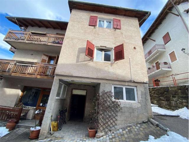 Villa Indipendente in vendita a Comunità Valsugana e Tesino, Ivano Fracena