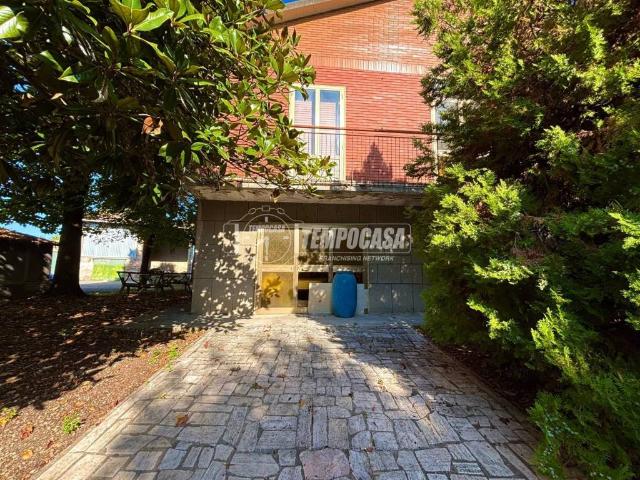 Villa Indipendente in vendita a Unione Reno Galliera, Castel Maggiore
