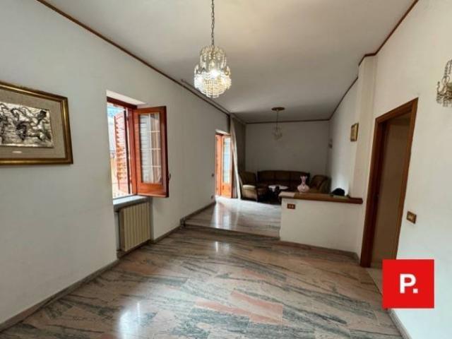 Villa Indipendente in vendita a Castel Morrone, Campania