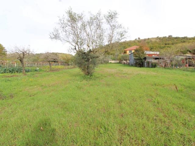 Villa Indipendente in vendita a Castel Morrone, Campania