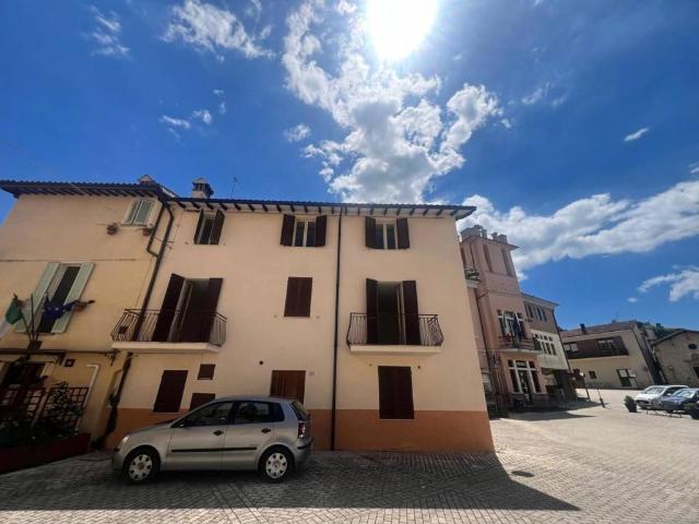 Villa Indipendente in vendita a Castel Ritaldi, Umbria
