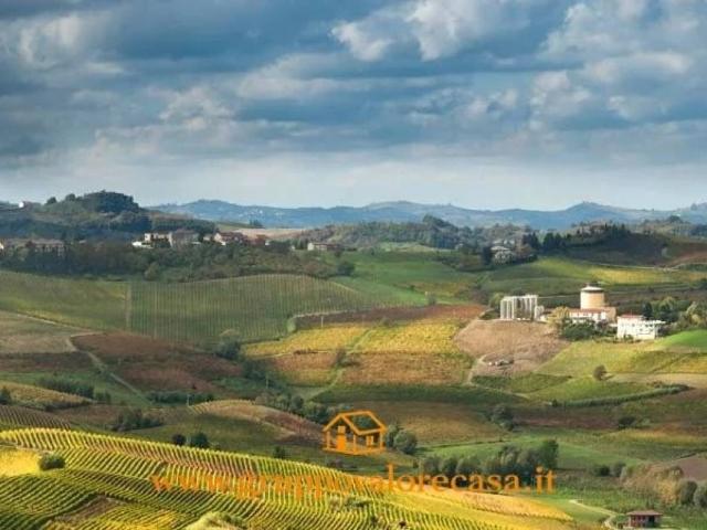 Villa Indipendente in vendita a Piemonte, Asti