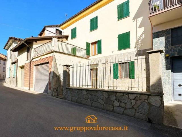 Villa Indipendente in vendita a Piemonte, Asti