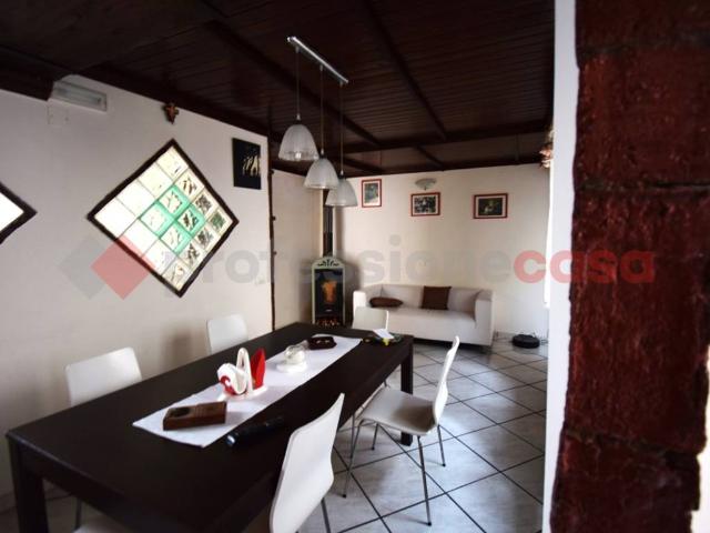 Villa Indipendente in vendita a Castel San Giorgio, Campania