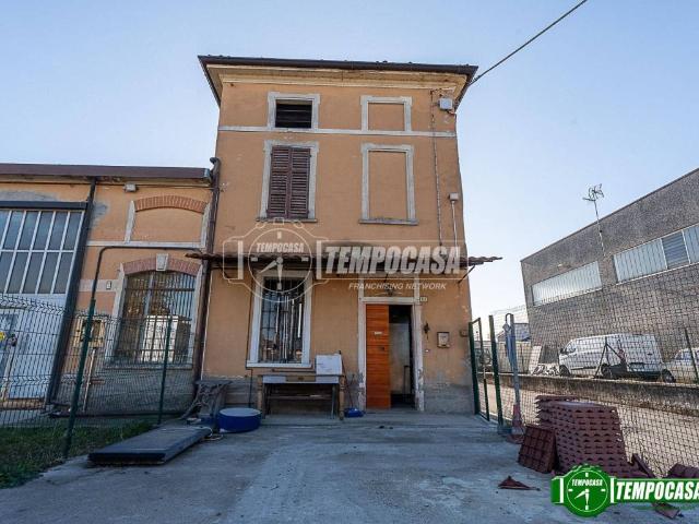 Villa Indipendente in vendita a Castel San Giovanni, Reggio Emilia