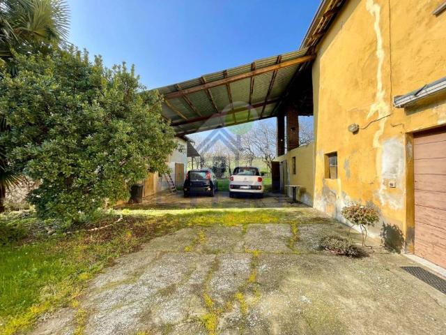 Villa Indipendente in vendita a Creta, Castel San Giovanni