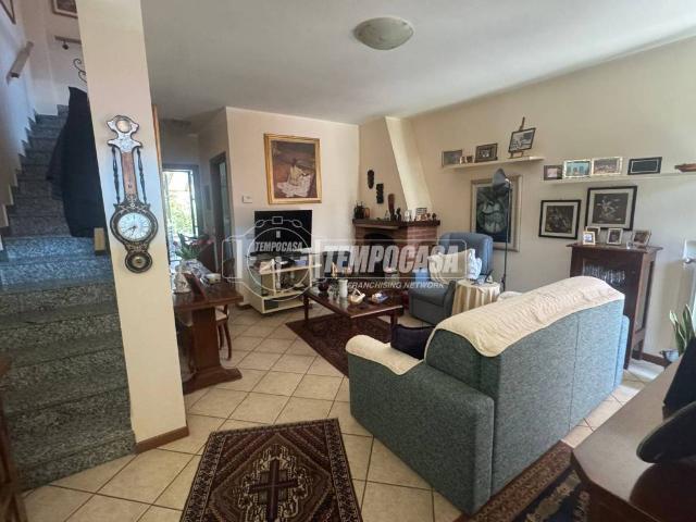 Villa Indipendente in vendita a Casa Nissolo, Castel San Giovanni
