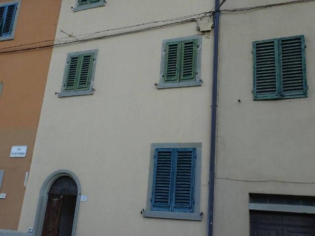 Villa Indipendente in vendita a Strada in Casentino, Castel San Niccolò
