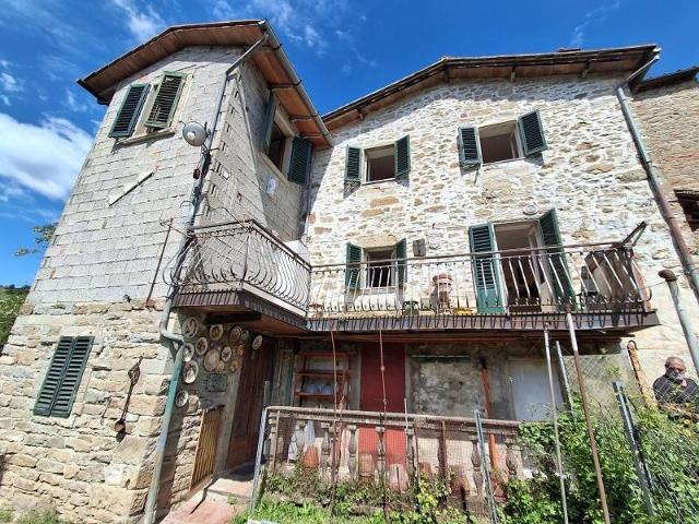 Villa Indipendente in vendita a Strada in Casentino, Castel San Niccolò