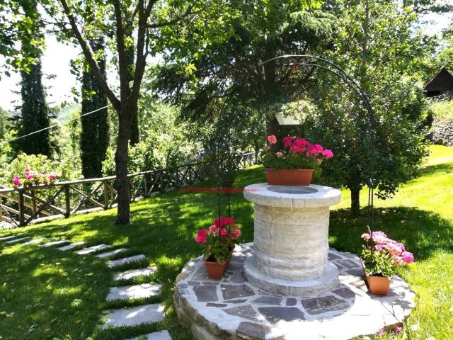 Villa Indipendente in vendita a Castel San Niccolò, Toscana