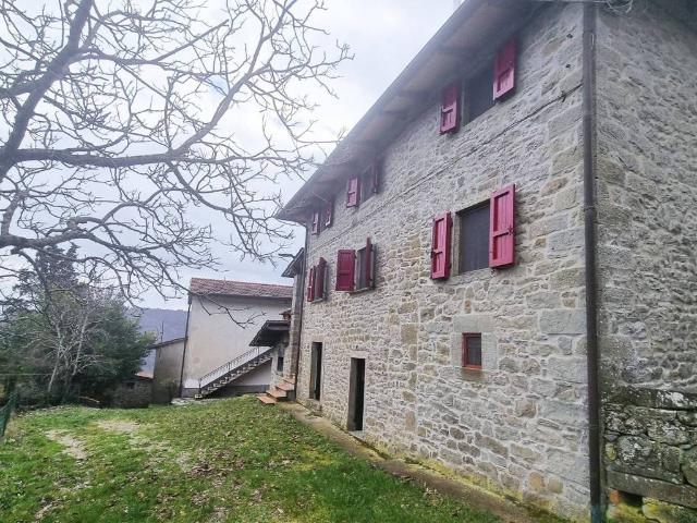 Villa Indipendente in vendita a Castel San Niccolò, Toscana