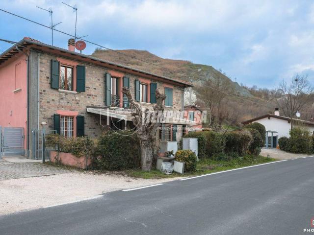 Villa Indipendente in vendita a Nuovo Circondario Imolese, Castel San Pietro Terme