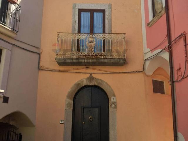 Villa Indipendente in vendita a Castel San Vincenzo, Isernia