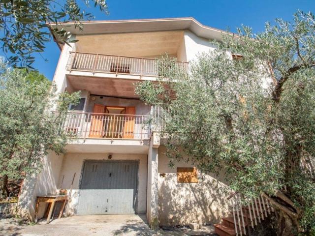 Villa Indipendente in vendita a Canetra, Castel Sant'angelo