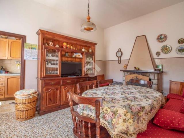 Villa Indipendente in vendita a Castel Sant'angelo, Lazio