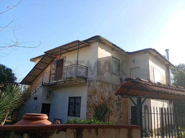 Villa Indipendente in vendita a Baia Verde, Castel Volturno