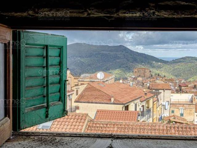 Villa Indipendente in vendita a Castelbuono, Sicilia