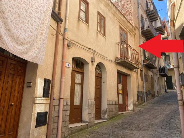 Villa Indipendente in vendita a Castelbuono, Sicilia