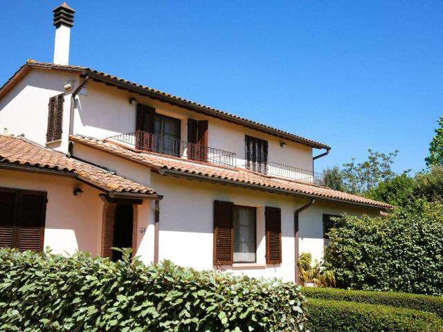 Villa Indipendente in vendita a Unione dei Comuni Circondario dell'Empolese Valdelsa, Castelfiorentino
