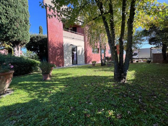 Villa Indipendente in vendita a Unione dei Comuni Circondario dell'Empolese Valdelsa, Castelfiorentino