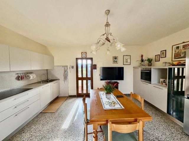 Villa Indipendente in vendita a Unione dei Comuni Circondario dell'Empolese Valdelsa, Castelfiorentino