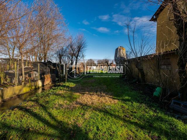 Villa Indipendente in vendita a Unione dei comuni del Sorbara, Castelfranco Emilia
