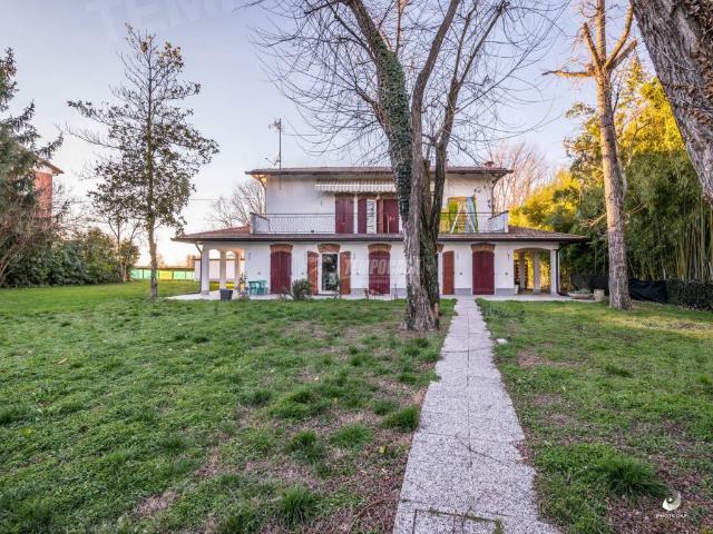 Villa Indipendente in vendita a Unione dei comuni del Sorbara, Castelfranco Emilia