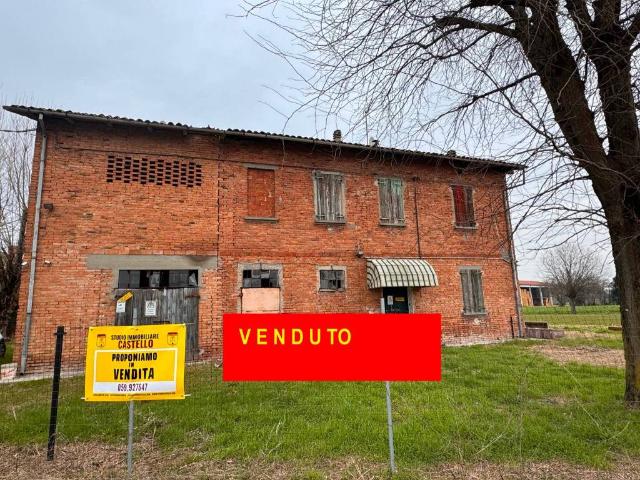 Villa Indipendente in vendita a Unione dei comuni del Sorbara, Castelfranco Emilia