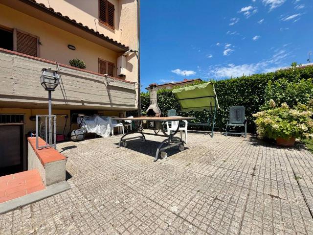 Villa Indipendente in vendita a Castelfranco Piandiscò, Toscana
