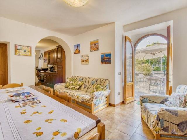 Villa Indipendente in vendita a Castelfranco Piandiscò, Toscana