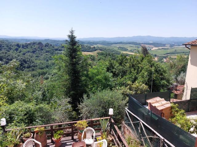 Villa Indipendente in vendita a Castelfranco Piandiscò, Toscana