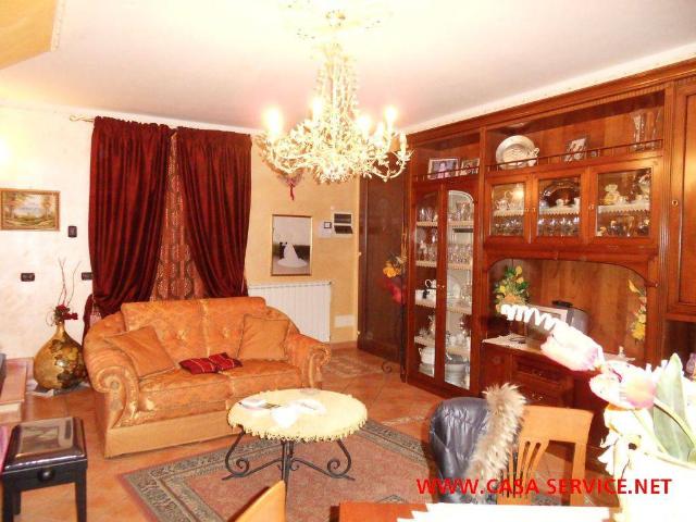 Villa Indipendente in vendita a Castelfranco Piandiscò, Toscana