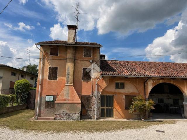 Villa Indipendente in vendita a Castelfranco Veneto, Veneto