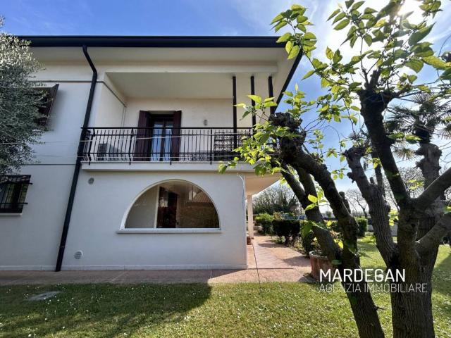 Villa Indipendente in vendita a Treville, Castelfranco Veneto