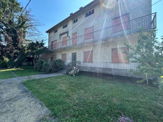 Villa Indipendente in vendita a Castelgomberto, Veneto