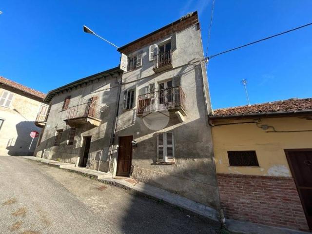 Villa Indipendente in vendita a Piemonte, Asti