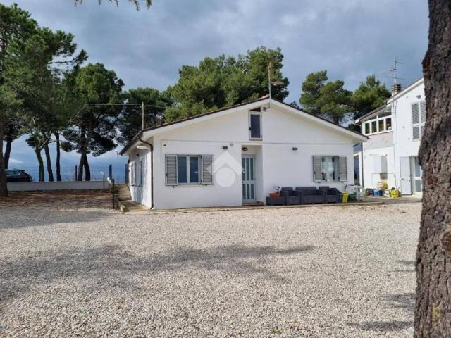 Villa Indipendente in vendita a Castellalto, Abruzzo
