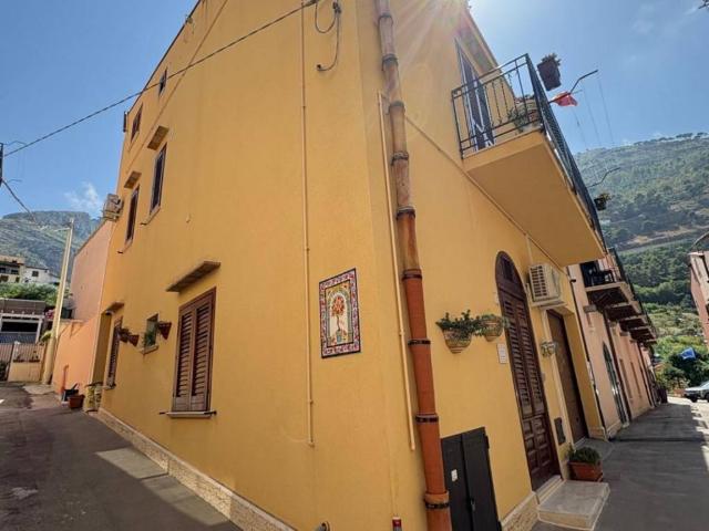 Villa Indipendente in vendita a Castellammare Del Golfo, Sicilia