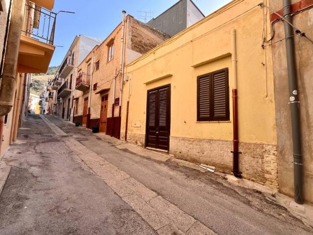 Villa Indipendente in vendita a Castellammare Del Golfo, Sicilia